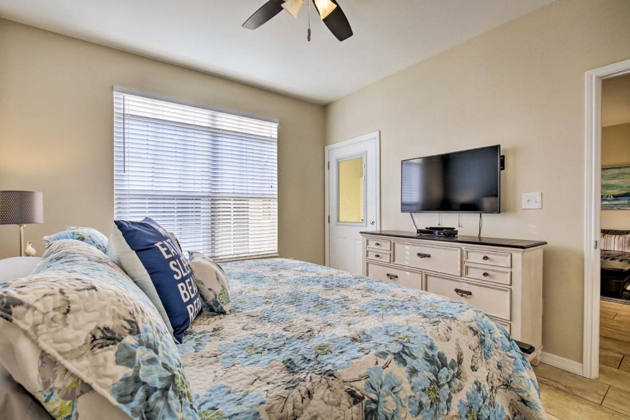 Modern Condo With Pool 4 Mi To Clearwater Beach! Buitenkant foto
